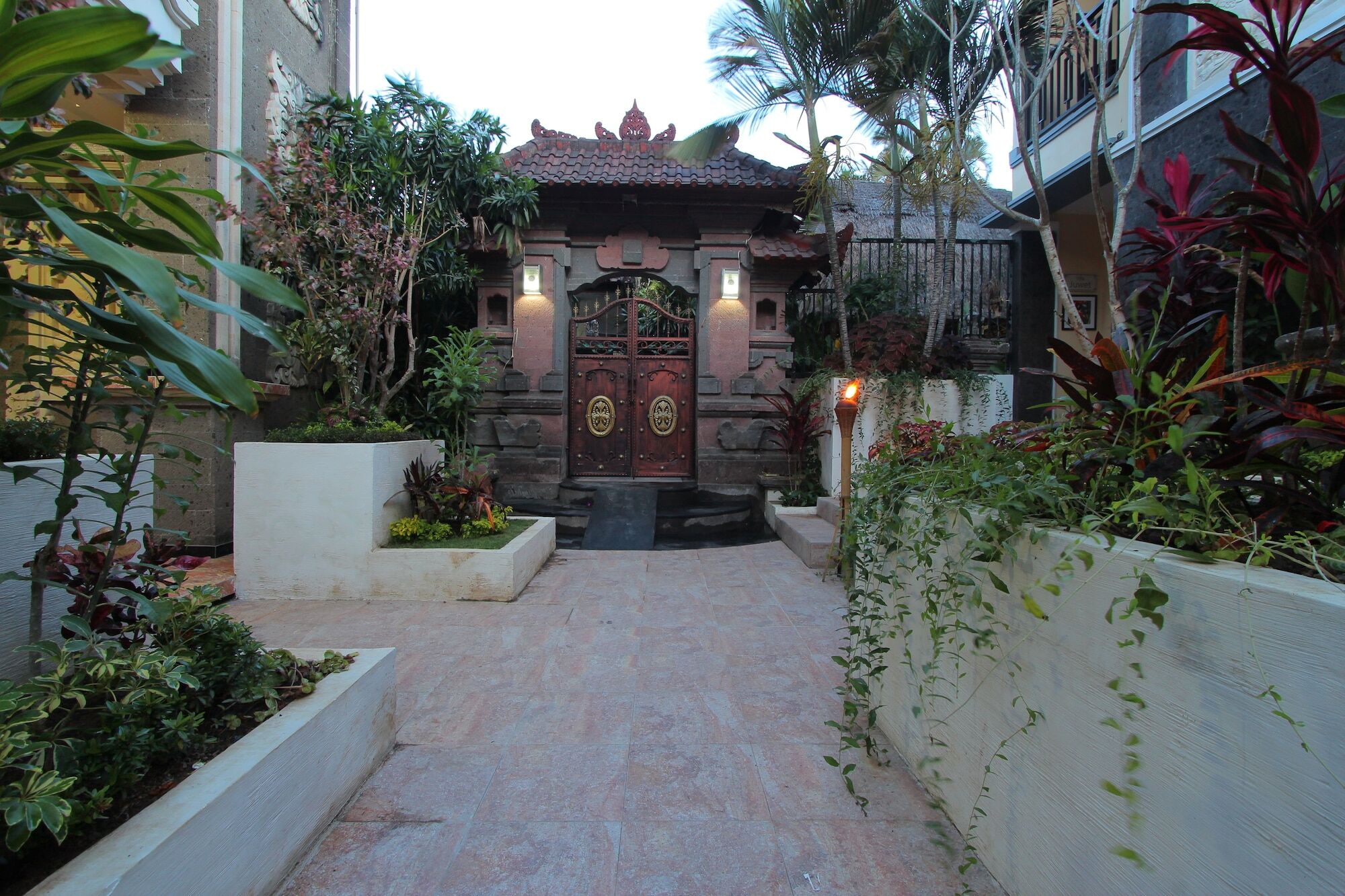 Hotel The Sesari Jimbaran Exterior foto